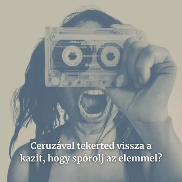 Retró magnókazetta (Polimer) ceruzával visszatekerve. A 80-as évek zenehallgatási szokásai, Walkman korszak.